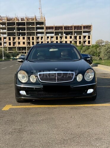 Mercedes E 320 2002, 306,000 km - 3.2 л - Sumqayıt