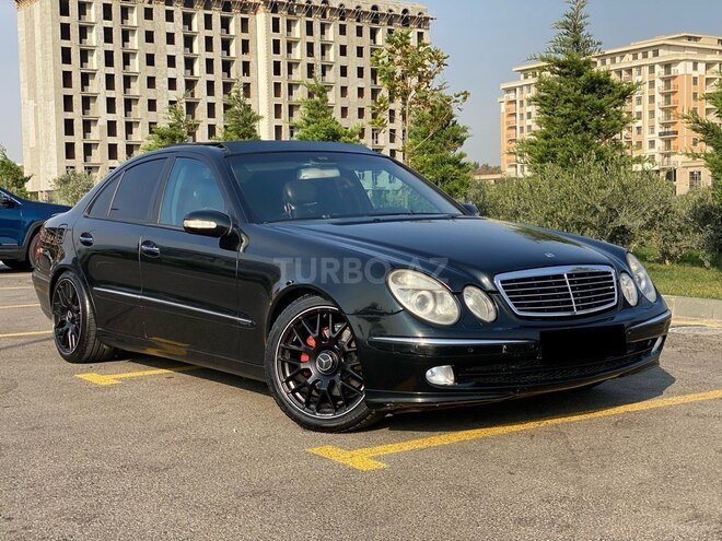 Mercedes E 320 2002, 306,000 km - 3.2 л - Sumqayıt