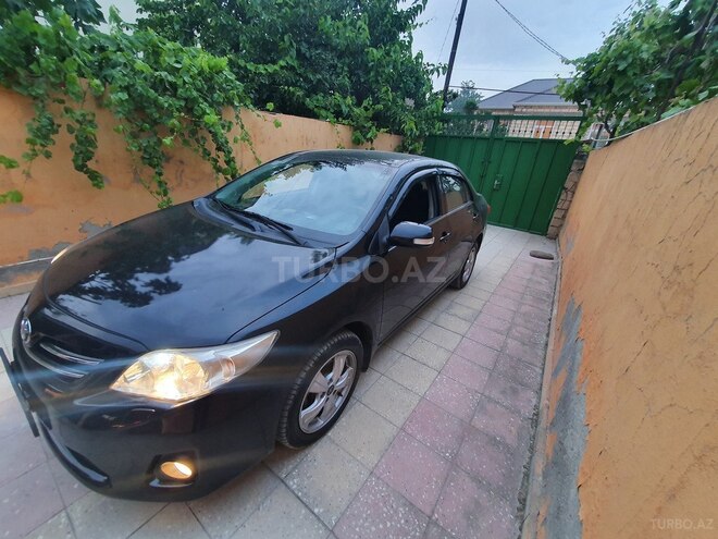 Toyota Corolla 2013, 270,000 km - 1.6 l - Bakı