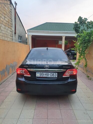 Toyota Corolla 2013, 270,000 km - 1.6 l - Bakı