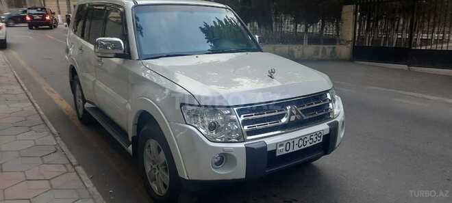 Mitsubishi Pajero 2008, 196,000 km - 3.0 l - Bakı