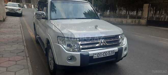 Mitsubishi Pajero 2008, 196,000 km - 3.0 l - Bakı