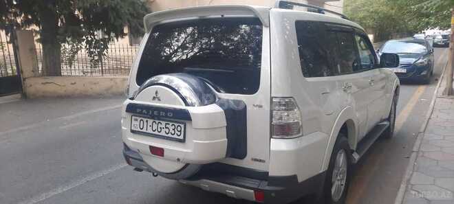 Mitsubishi Pajero 2008, 196,000 km - 3.0 l - Bakı
