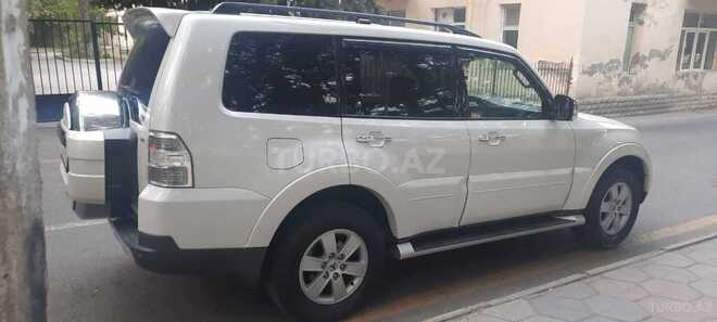 Mitsubishi Pajero 2008, 196,000 km - 3.0 l - Bakı