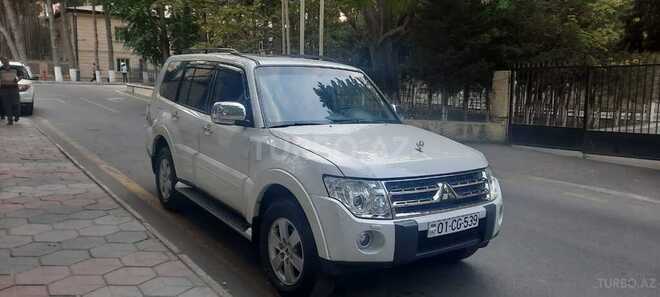 Mitsubishi Pajero 2008, 196,000 km - 3.0 l - Bakı