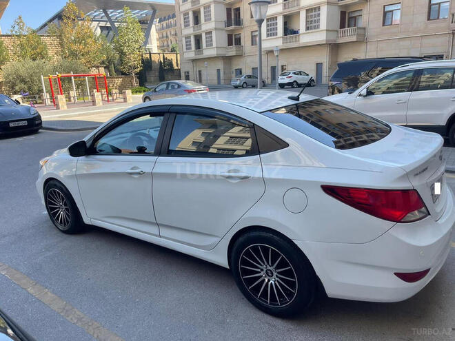 Hyundai Accent 2015, 104,607 km - 1.6 l - Bakı