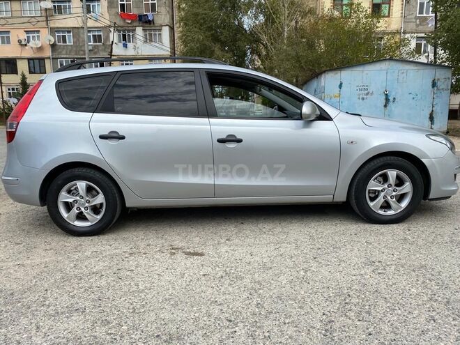 Hyundai i30 2009, 240,000 km - 1.4 l - Sumqayıt