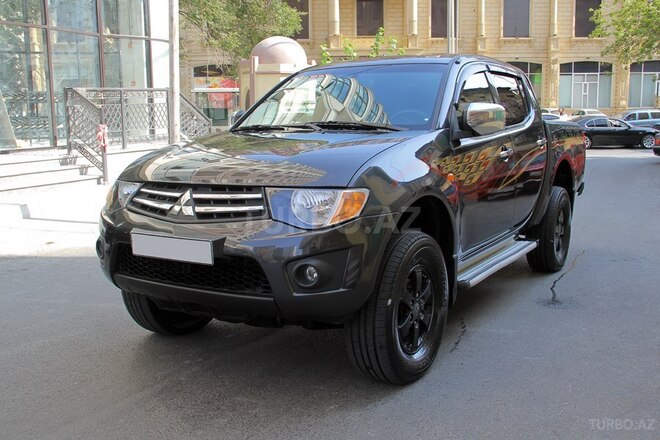 Mitsubishi L200 2012, 159,735 km - 2.5 l - Bakı