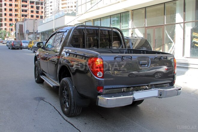 Mitsubishi L200 2012, 159,735 km - 2.5 l - Bakı