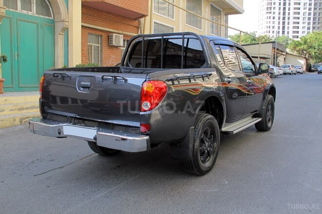 Mitsubishi L200 2012, 159,735 km - 2.5 l - Bakı
