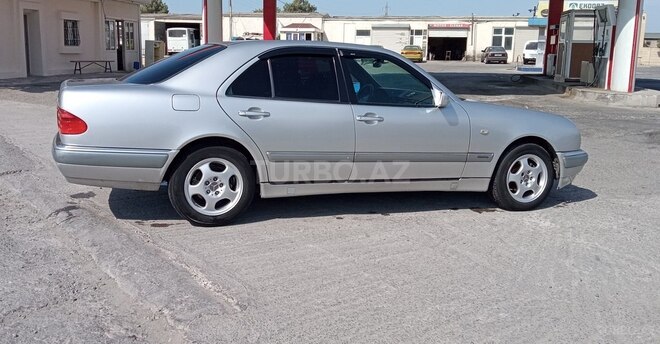 Mercedes E 290 1998, 430,000 km - 2.9 l - Sumqayıt