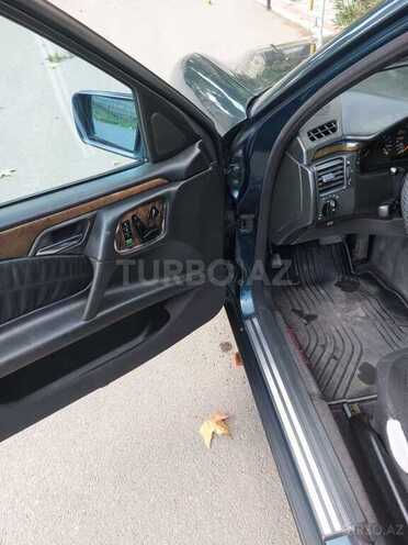Mercedes E 240 1998, 375,847 km - 2.4 l - Bakı