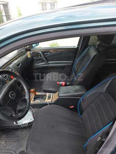 Mercedes E 240 1998, 375,847 km - 2.4 l - Bakı