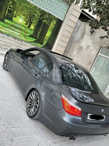 BMW 525 2004, 380,000 km - 2.5 l - Salyan