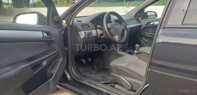 Opel Astra 2005, 209,700 km - 1.6 л - Bakı