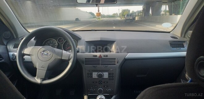 Opel Astra 2005, 209,700 km - 1.6 л - Bakı