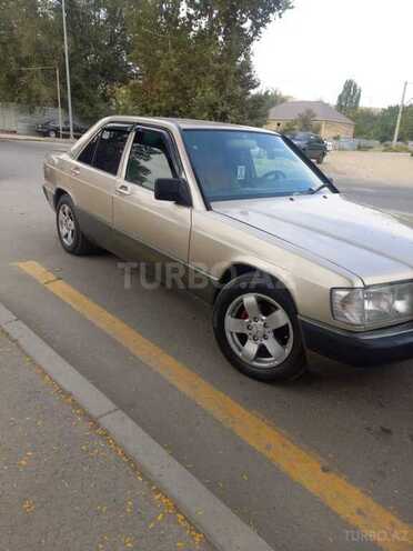 Mercedes 190 1990, 217,618 km - 2.0 l - Mingəçevir