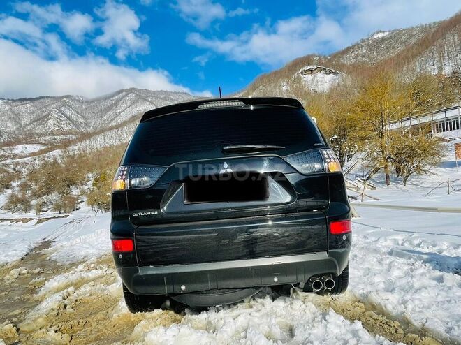 Mitsubishi Outlander 2008, 220,000 km - 3.0 l - Bakı