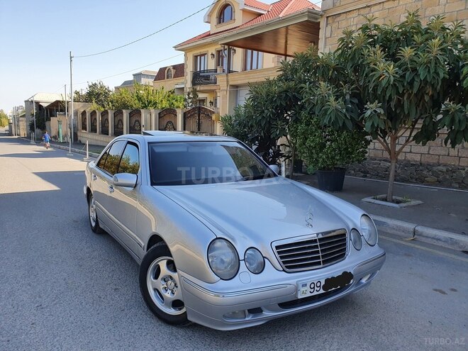 Mercedes E 240 2000, 285,000 km - 2.6 l - Gəncə