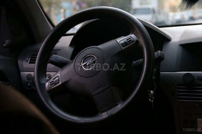 Opel Astra 2005, 370,000 km - 1.4 л - Bakı
