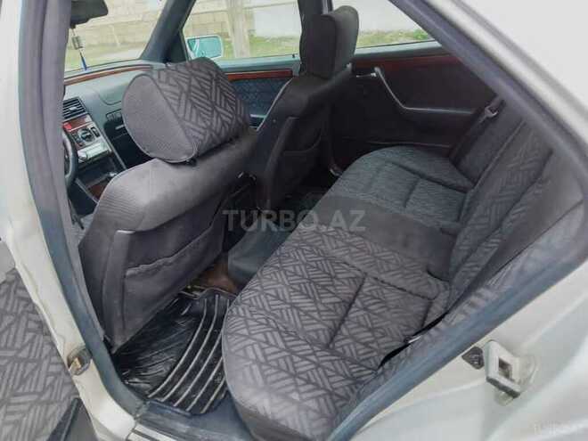 Mercedes C 180 1994, 321,231 km - 1.8 l - Quba