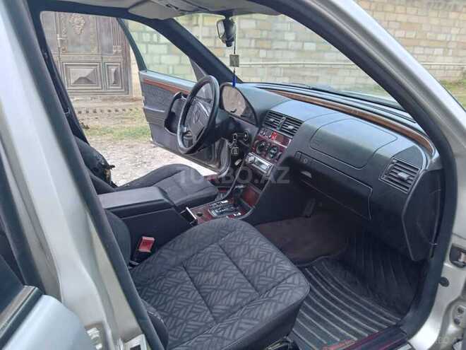 Mercedes C 180 1994, 321,231 km - 1.8 l - Quba