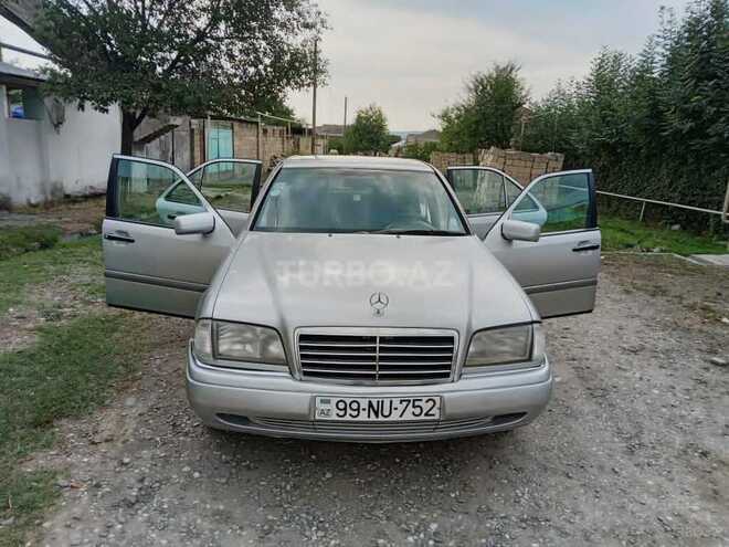 Mercedes C 180 1994, 321,231 km - 1.8 l - Quba