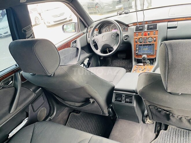 Mercedes E 270 2001, 381,000 km - 2.7 l - Bakı