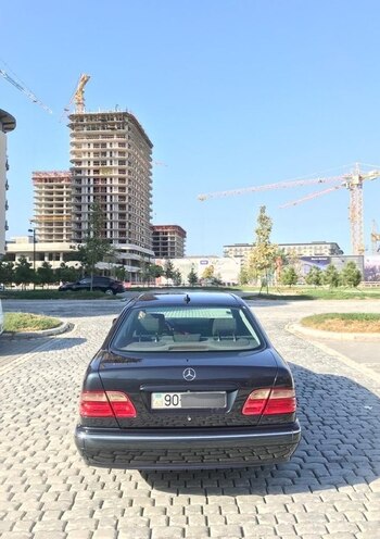 Mercedes E 240 2001, 350,000 km - 2.6 л - Bakı