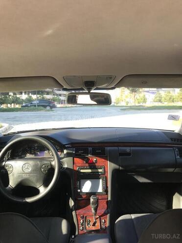 Mercedes E 240 2001, 350,000 km - 2.6 л - Bakı
