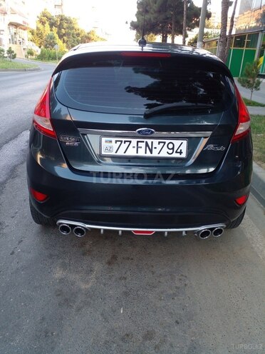 Ford Fiesta 2011, 204,000 km - 1.6 l - Bakı