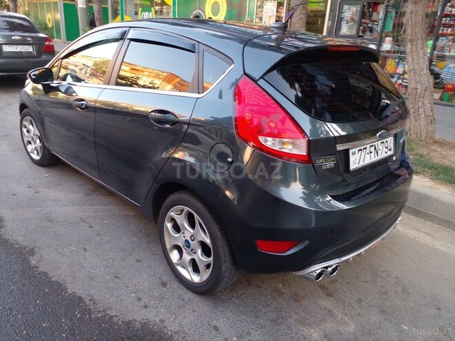 Ford Fiesta 2011, 204,000 km - 1.6 l - Bakı