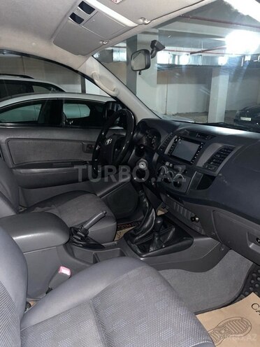 Toyota Hilux 2012, 165,200 km - 2.5 l - Bakı
