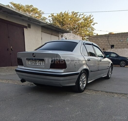 BMW 318 1996, 225,693 km - 1.8 l - Bakı