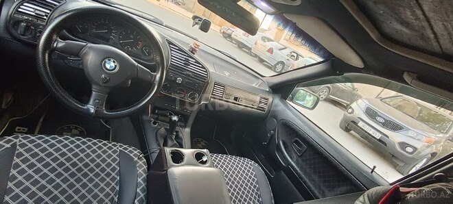 BMW 318 1996, 225,693 km - 1.8 l - Bakı