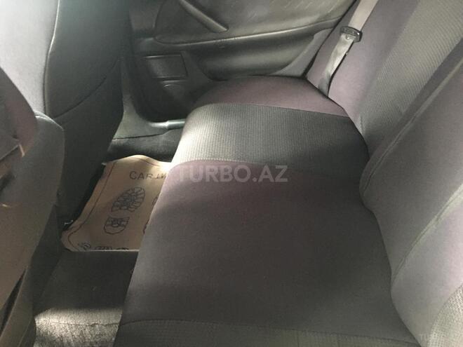 Mercedes E 270 2001, 402,500 km - 2.7 l - Bakı