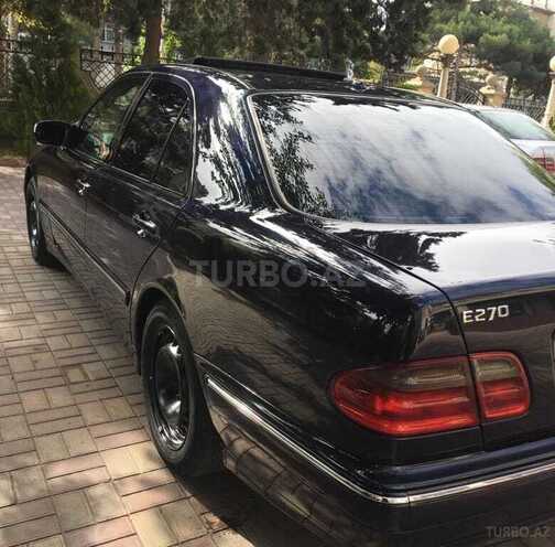 Mercedes E 270 2001, 402,500 km - 2.7 l - Bakı
