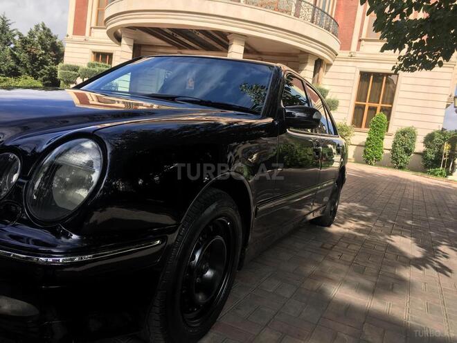 Mercedes E 270 2001, 402,500 km - 2.7 l - Bakı