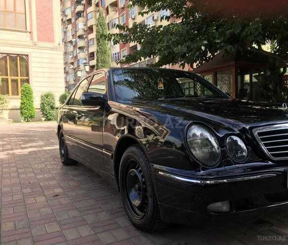 Mercedes E 270 2001, 402,500 km - 2.7 l - Bakı