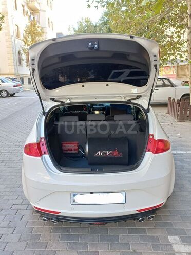SEAT Leon 2011, 173,000 km - 2.0 l - Bakı