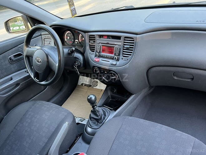 Kia Rio 2009, 200,000 km - 1.5 л - Bakı