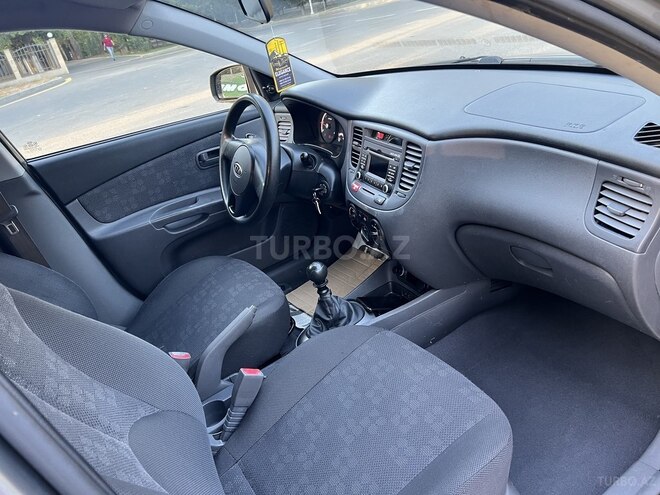 Kia Rio 2009, 200,000 km - 1.5 л - Bakı