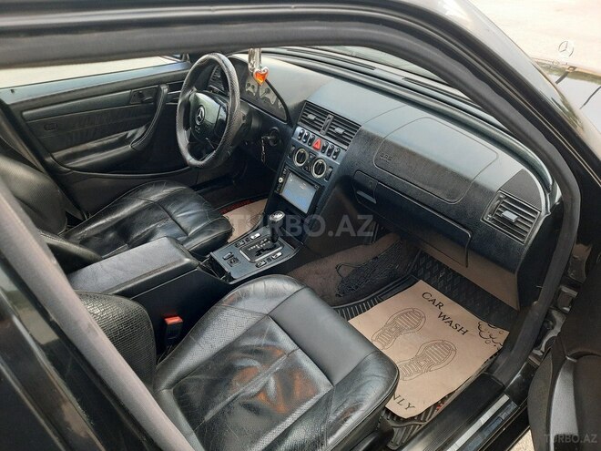 Mercedes C 230 1999, 325,166 km - 2.3 л - Qazax