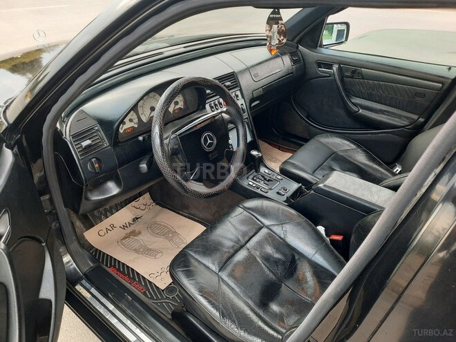Mercedes C 230 1999, 325,166 km - 2.3 л - Qazax