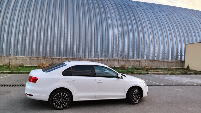 Volkswagen Jetta 2013, 94,000 km - 1.6 л - Bakı
