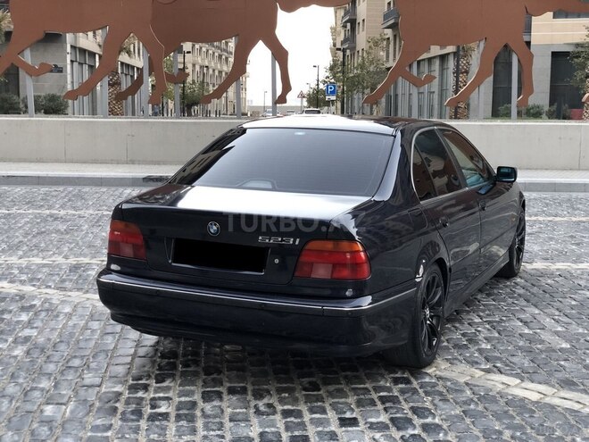 BMW 523 1998, 351,000 km - 2.5 l - Bakı