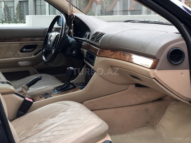 BMW 523 1998, 351,000 km - 2.5 l - Bakı