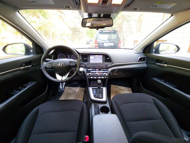 Hyundai Elantra 2020, 25,000 km - 2.0 l - Bakı