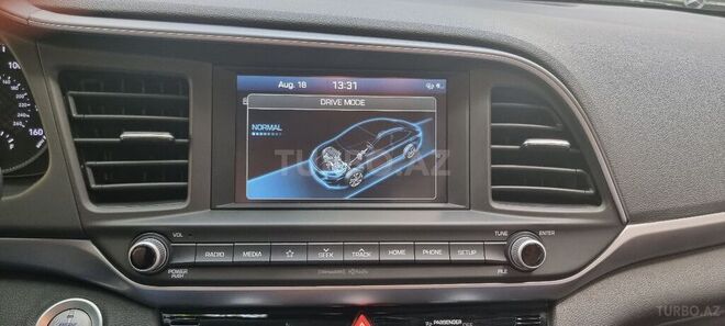 Hyundai Elantra 2020, 25,000 km - 2.0 l - Bakı