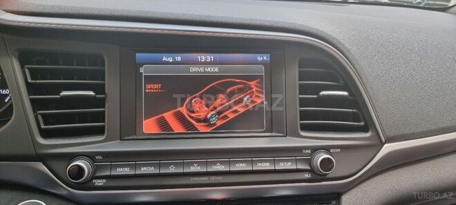 Hyundai Elantra 2020, 25,000 km - 2.0 l - Bakı